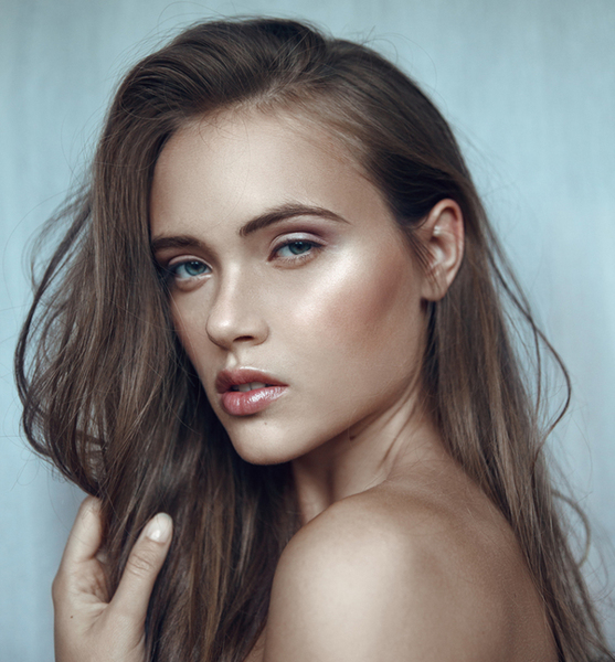Jule W. – Fashion Sedcard-Foto 3 bei JustInCast