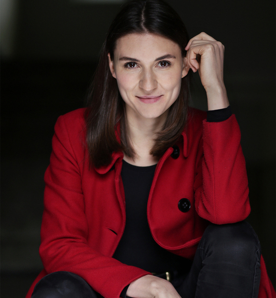 Selina B. – Schauspiel Sedcard-Foto 3 bei JustInCast
