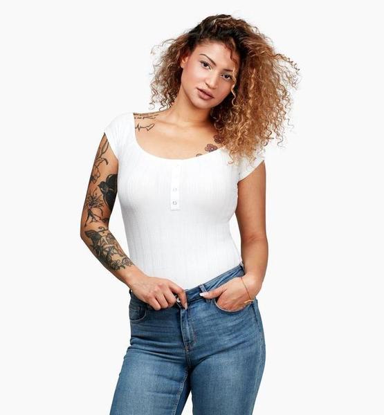 Catherine oumou  S. – Real People Sedcard-Foto 5 bei JustInCast