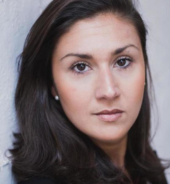 Eva Melanie  L. – Schauspiel Sedcard-Foto 5 bei JustInCast