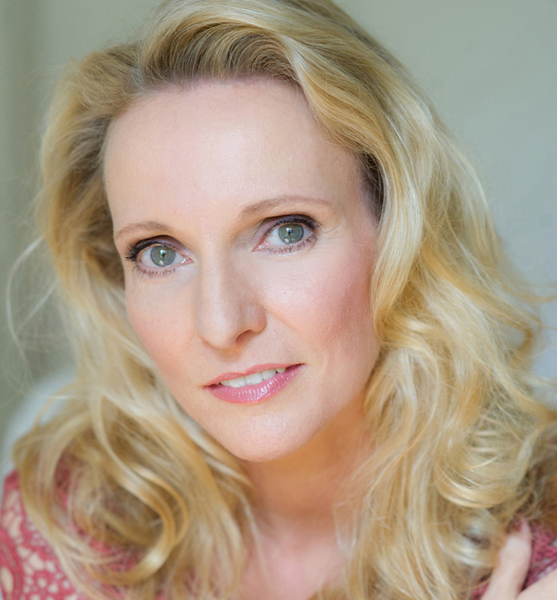 Sandra K. – Schauspiel Sedcard-Foto 2 bei JustInCast