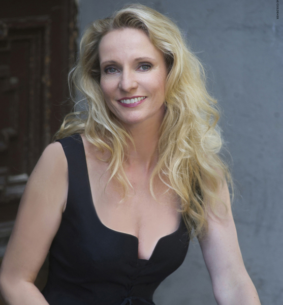 Sandra K. – Schauspiel Sedcard-Foto 3 bei JustInCast