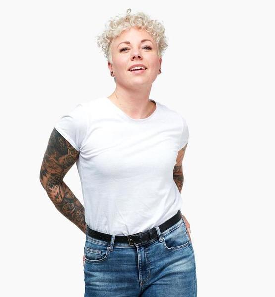 Katrin S. – Fashion Sedcard-Foto 7 bei JustInCast
