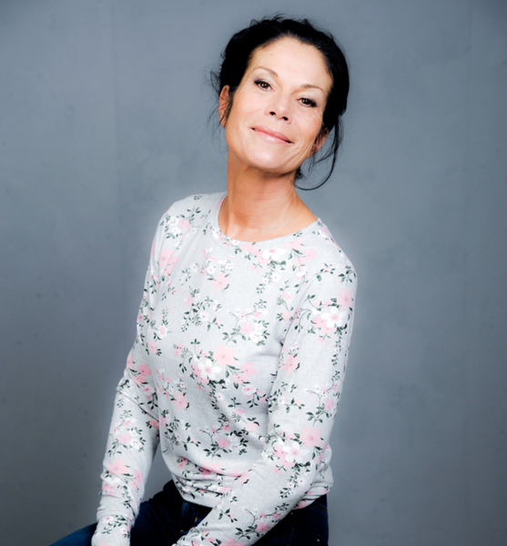 Simone R. – Schauspiel Sedcard-Foto 3 bei JustInCast