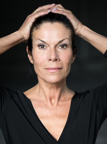 Simone – Schauspieler & Darsteller Sedcard bei JustInCast