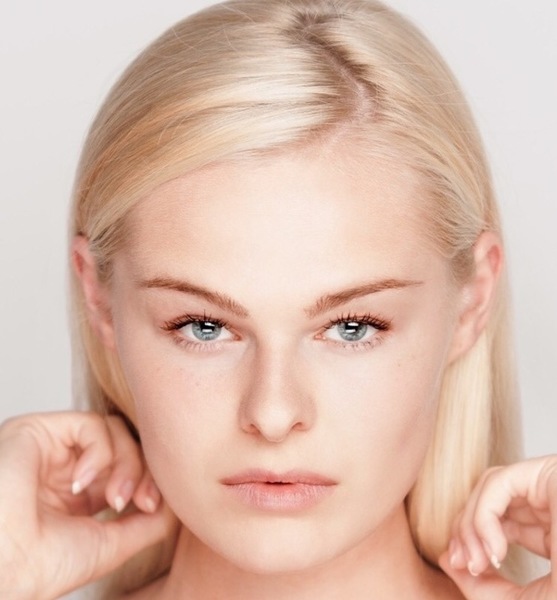 Vanessa  E. – Fashion Sedcard-Foto 2 bei JustInCast