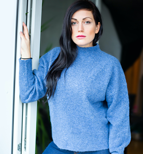Aleksandra S. – Schauspiel Sedcard-Foto 4 bei JustInCast