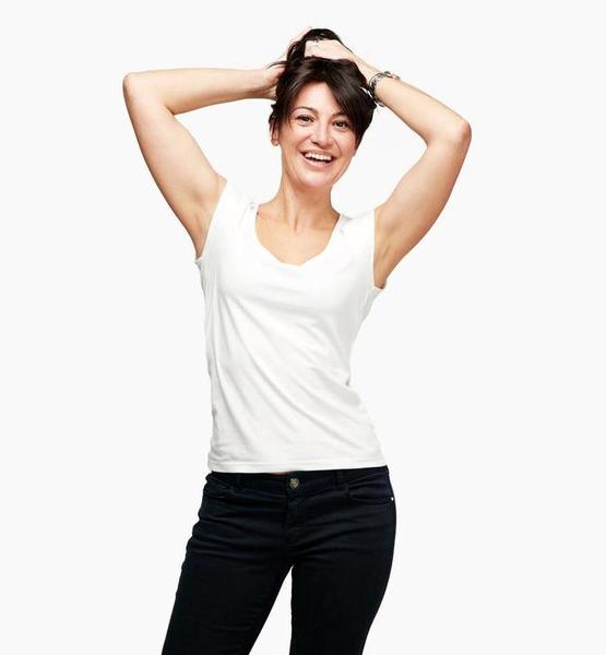 Silvia C. – Real People Sedcard-Foto 4 bei JustInCast