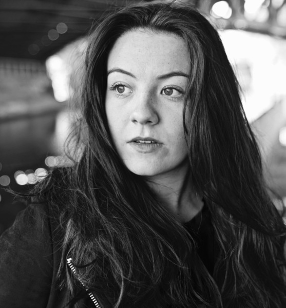 Leonie S. – Schauspiel Sedcard-Foto 5 bei JustInCast