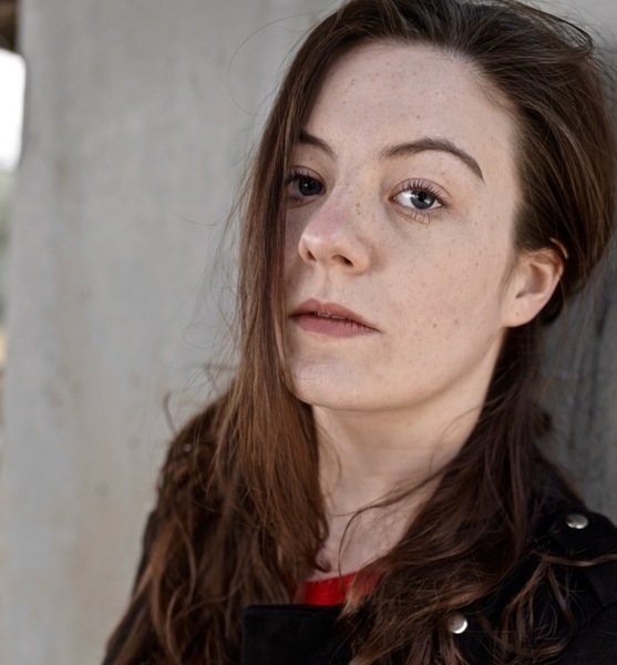 Leonie S. – Schauspiel Sedcard-Foto 3 bei JustInCast