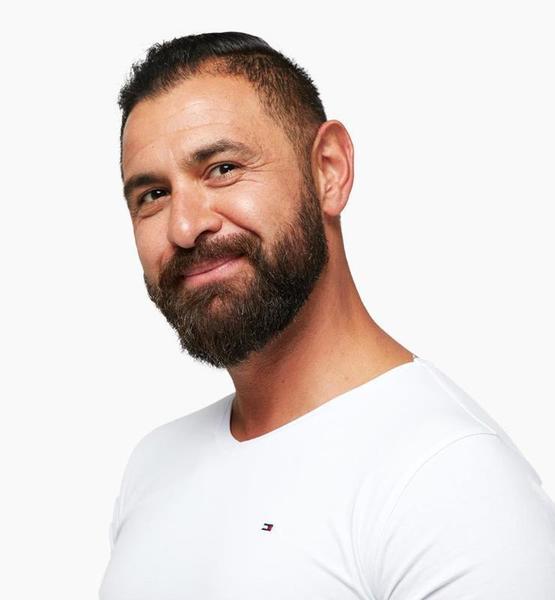 Onur K. – Schauspiel Sedcard-Foto 8 bei JustInCast