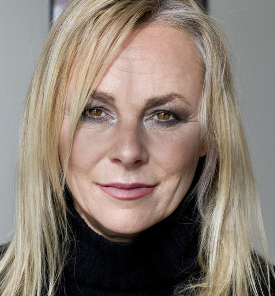 Barbara D. – Schauspiel Sedcard-Foto 3 bei JustInCast