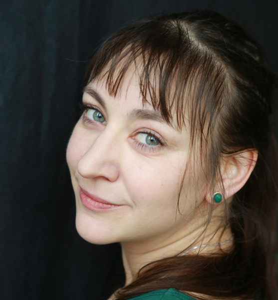 Kati T. – Schauspiel Sedcard-Foto 4 bei JustInCast
