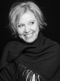 Sabine – Moderatoren & Presenter Sedcard bei JustInCast