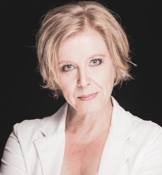 Sabine E. – Schauspiel Sedcard-Foto 2 bei JustInCast