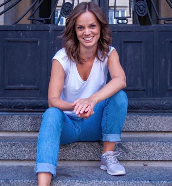 Helena H. – Schauspiel Sedcard-Foto 5 bei JustInCast