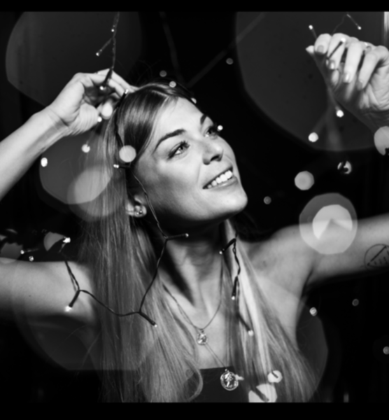Jennifer B. – Fashion Sedcard-Foto 4 bei JustInCast