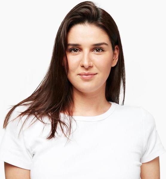 isil Y. – Real People Profilbild bei JustInCast