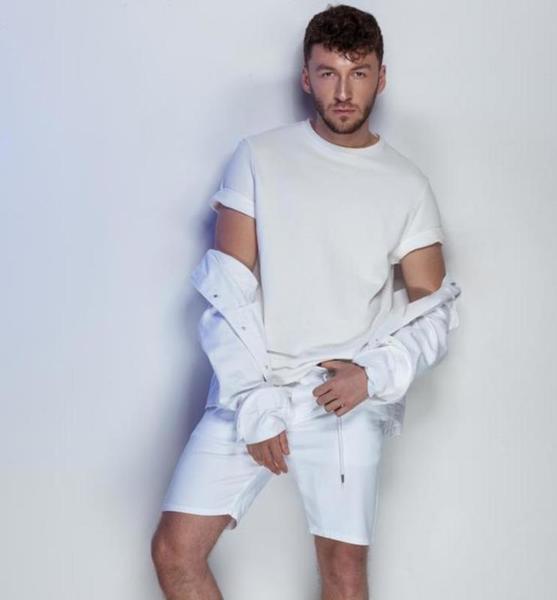Matthias J. – Tanz Sedcard-Foto 5 bei JustInCast