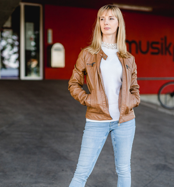 Laura Birte D. – Fashion Sedcard-Foto 3 bei JustInCast