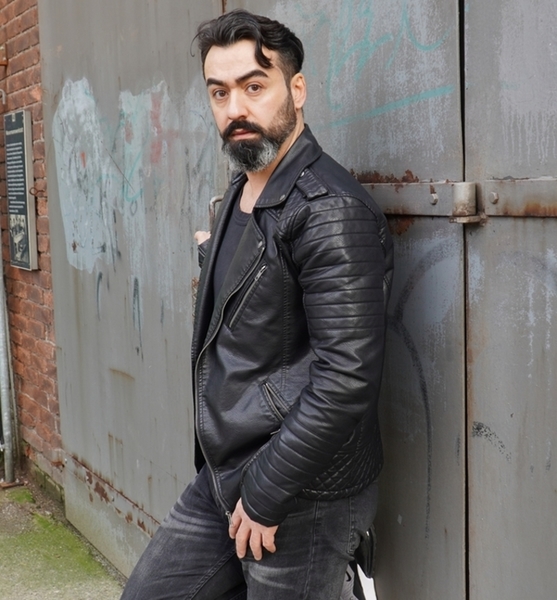 Engin S. – Schauspiel Sedcard-Foto 4 bei JustInCast