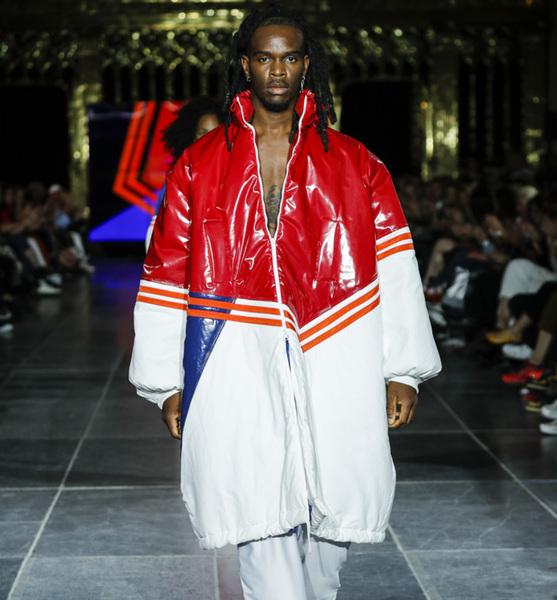 william H. – Fashion Sedcard-Foto 4 bei JustInCast