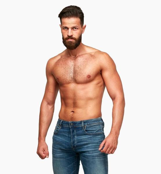 Safouane B. – Real People Sedcard-Foto 5 bei JustInCast