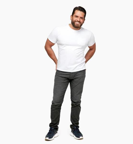 Semih Y. – Real People Sedcard-Foto 5 bei JustInCast