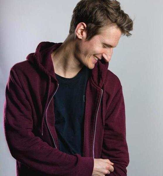 Sebastian G. – Tanz Sedcard-Foto 5 bei JustInCast