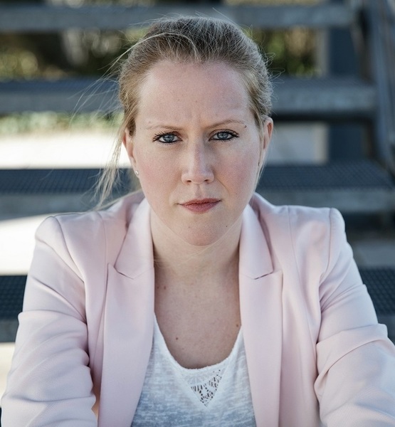 Ann Kathrin  M. – Schauspiel Sedcard-Foto 3 bei JustInCast