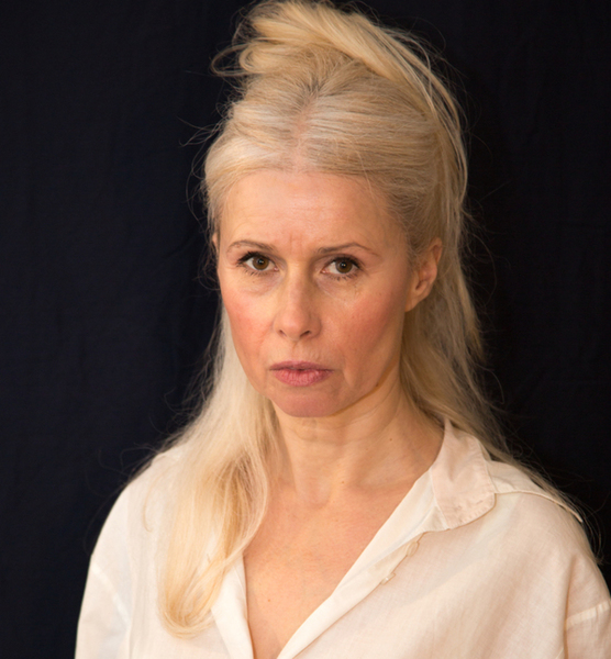 Johanna  R. – Acting sedcard image 4 at JustInCast