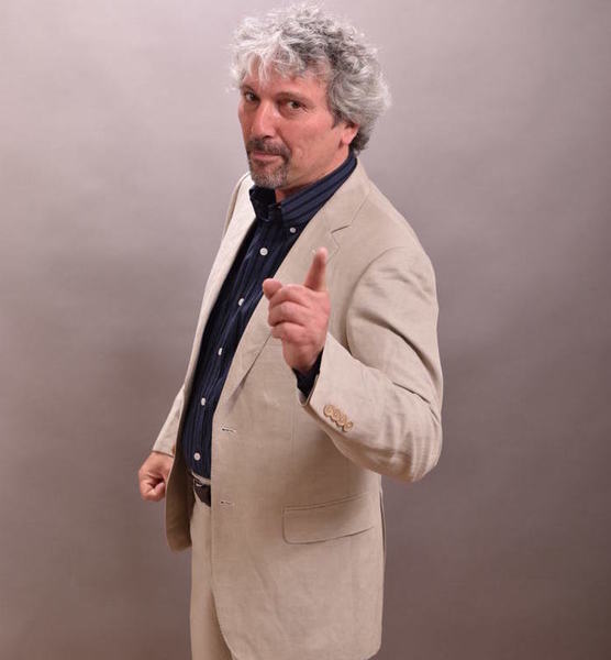 Ernesto A. – Schauspiel Sedcard-Foto 3 bei JustInCast