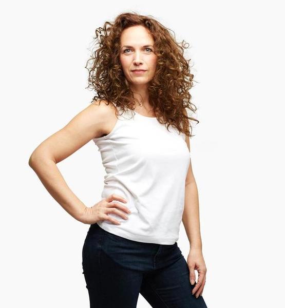 SONIA F. – Real People Sedcard-Foto 4 bei JustInCast