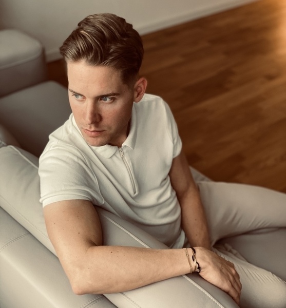 Jan M. – Schauspiel Sedcard-Foto 4 bei JustInCast