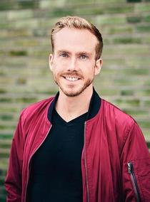 Felix – Presenters & Hosts sedcard at JustInCast