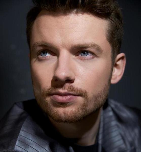 Alexander H. – Fashion Sedcard-Foto 2 bei JustInCast
