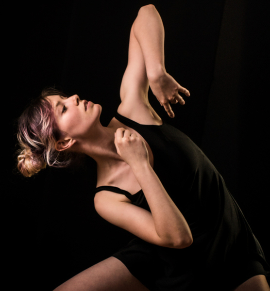 Yuna Lee R. – Schauspiel Sedcard-Foto 2 bei JustInCast