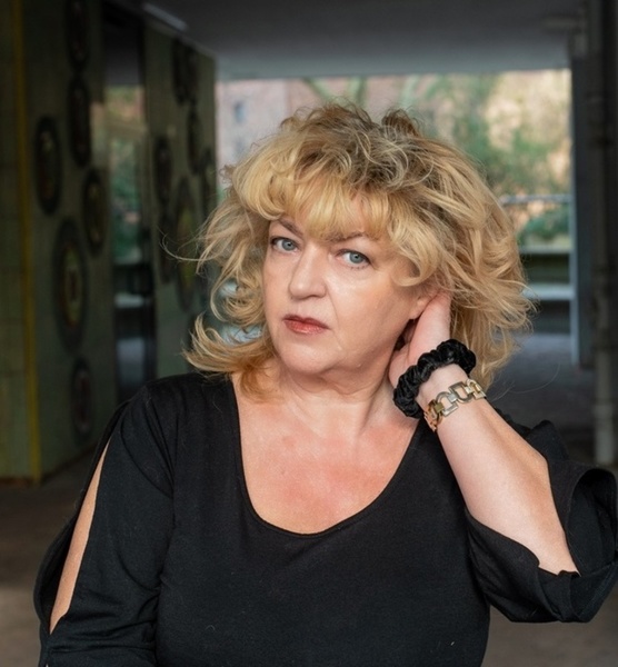 Jarmila K. – Schauspiel Sedcard-Foto 4 bei JustInCast