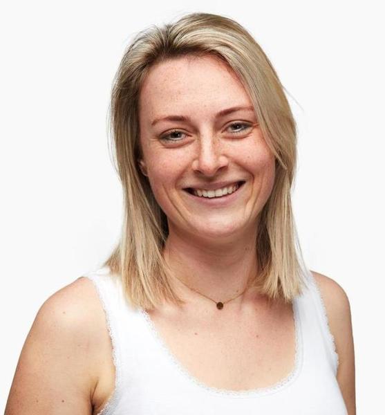 Lisa D. – Real People sedcard image 2 at JustInCast
