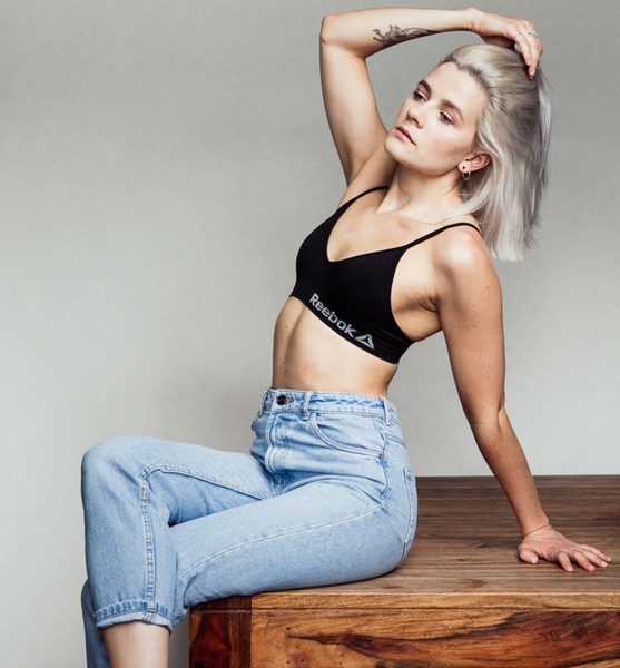 Lisa K. – Fashion Sedcard-Foto 3 bei JustInCast