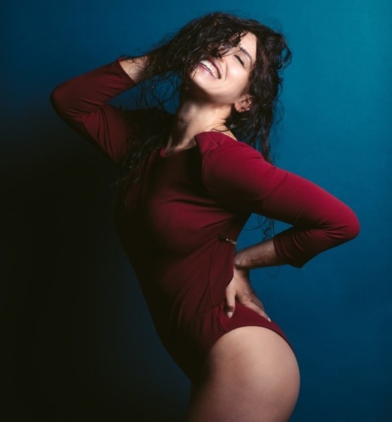 Isabella R. – Fashion Sedcard-Foto 2 bei JustInCast