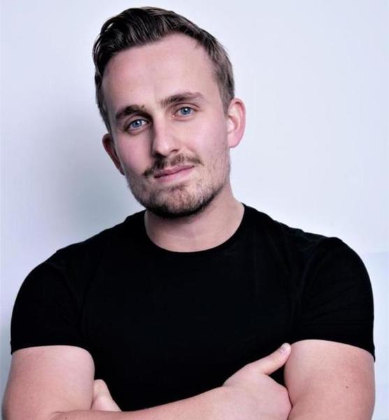 Johannes  W. – Schauspiel Sedcard-Foto 5 bei JustInCast