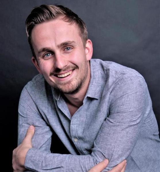 Johannes  W. – Schauspiel Sedcard-Foto 3 bei JustInCast