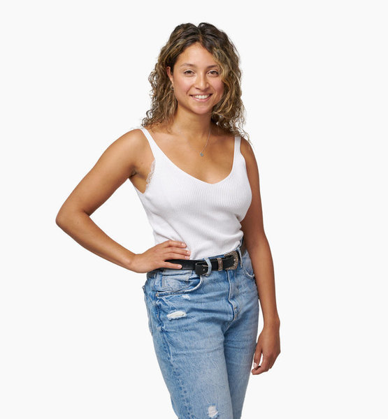 Melina G. – Real People Sedcard-Foto 2 bei JustInCast