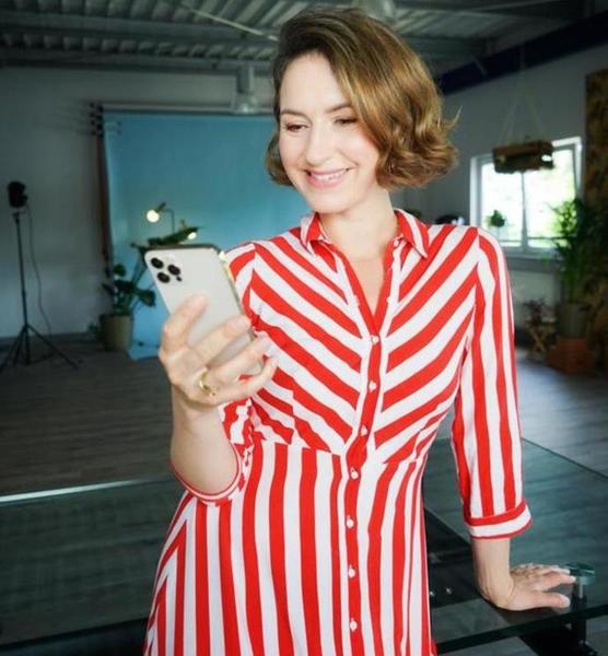Melina J. – Schauspiel Sedcard-Foto 5 bei JustInCast