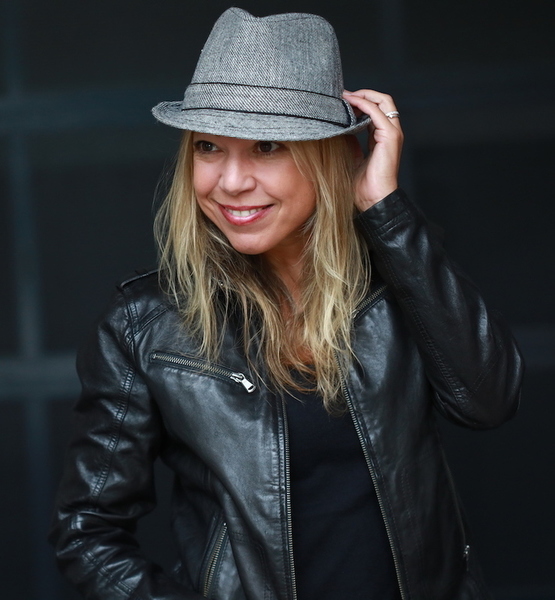 Angelika B. – Schauspiel Sedcard-Foto 3 bei JustInCast