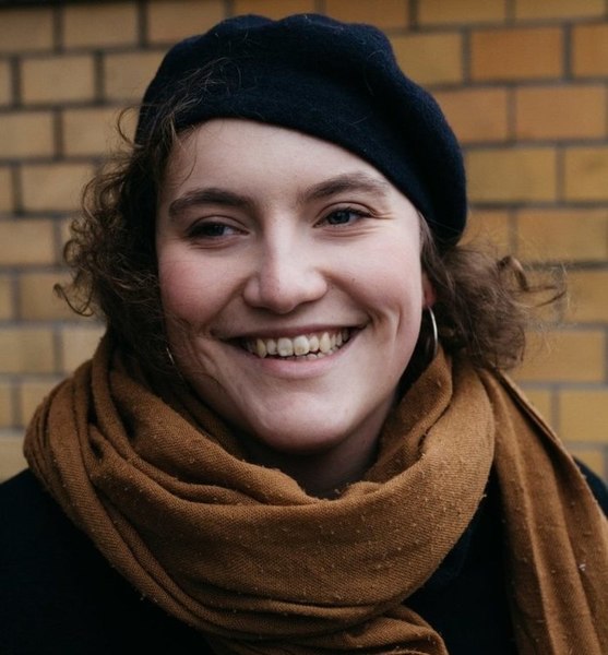 Katharina D. – Schauspiel Sedcard-Foto 3 bei JustInCast
