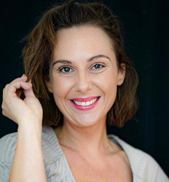 Corinna A. – Schauspiel Sedcard-Foto 2 bei JustInCast