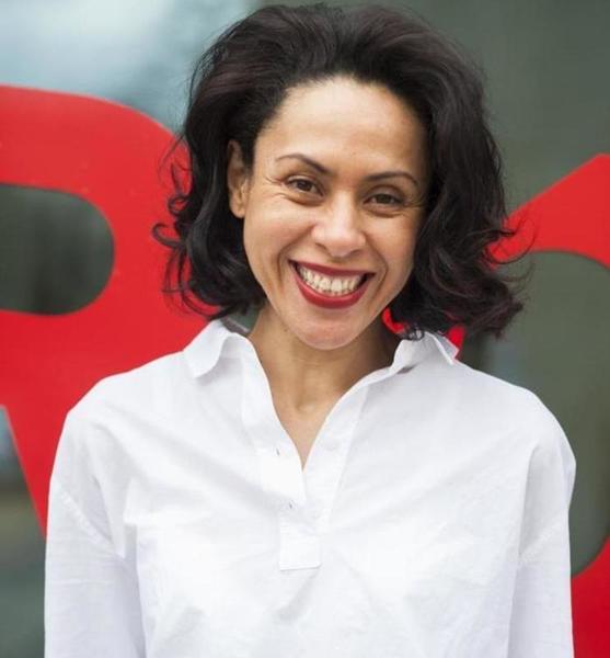 Rosângela F. – Schauspiel Sedcard-Foto 4 bei JustInCast