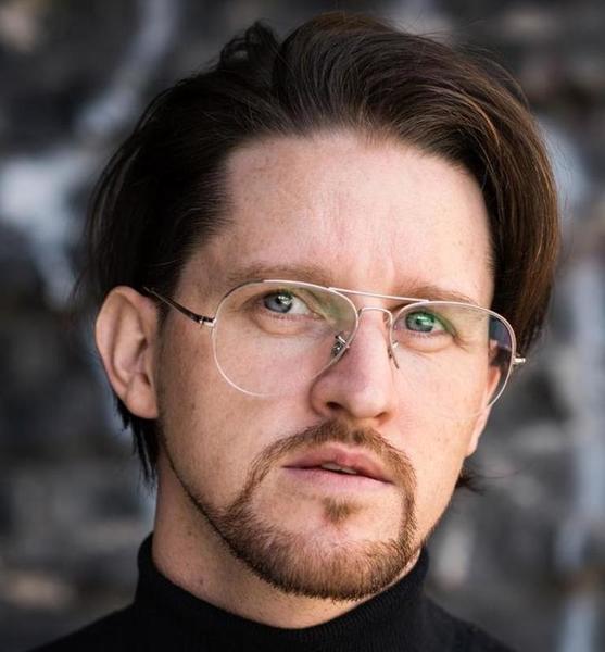 Gregor R. – Schauspiel Sedcard-Foto 4 bei JustInCast
